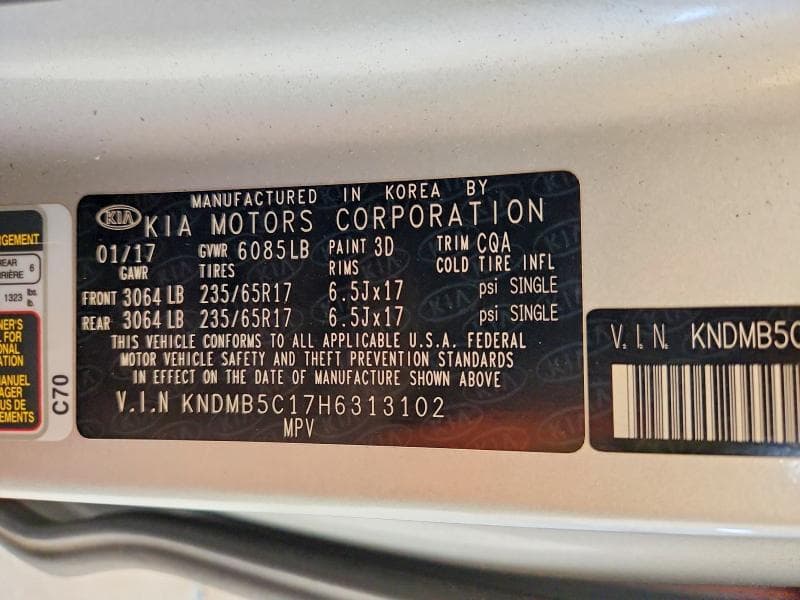2017 KIA SEDONA LX 13