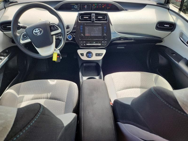 2017 TOYOTA PRIUS TWO 8
