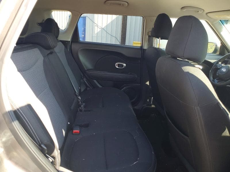 2017 KIA SOUL + 10