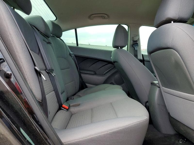 2018 KIA FORTE LX 10