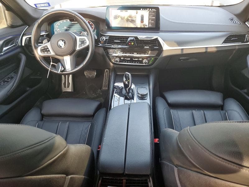 2023 BMW M550XI 8