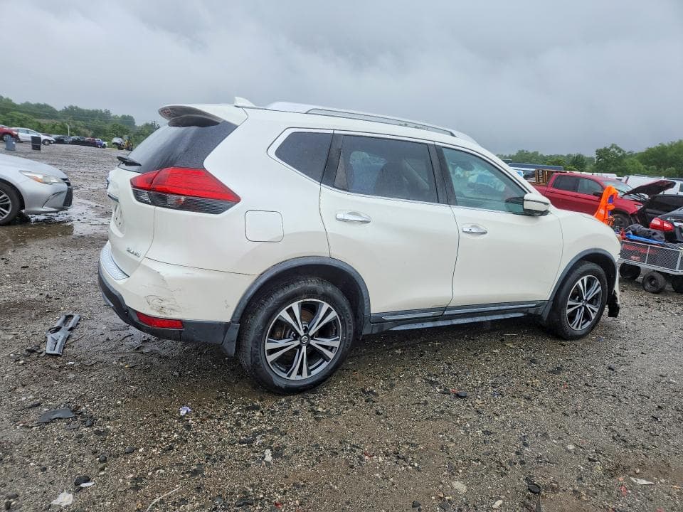 2017 NISSAN ROGUE SL 3