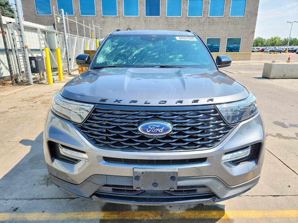 2022 FORD EXPLORER ST-LINE 5