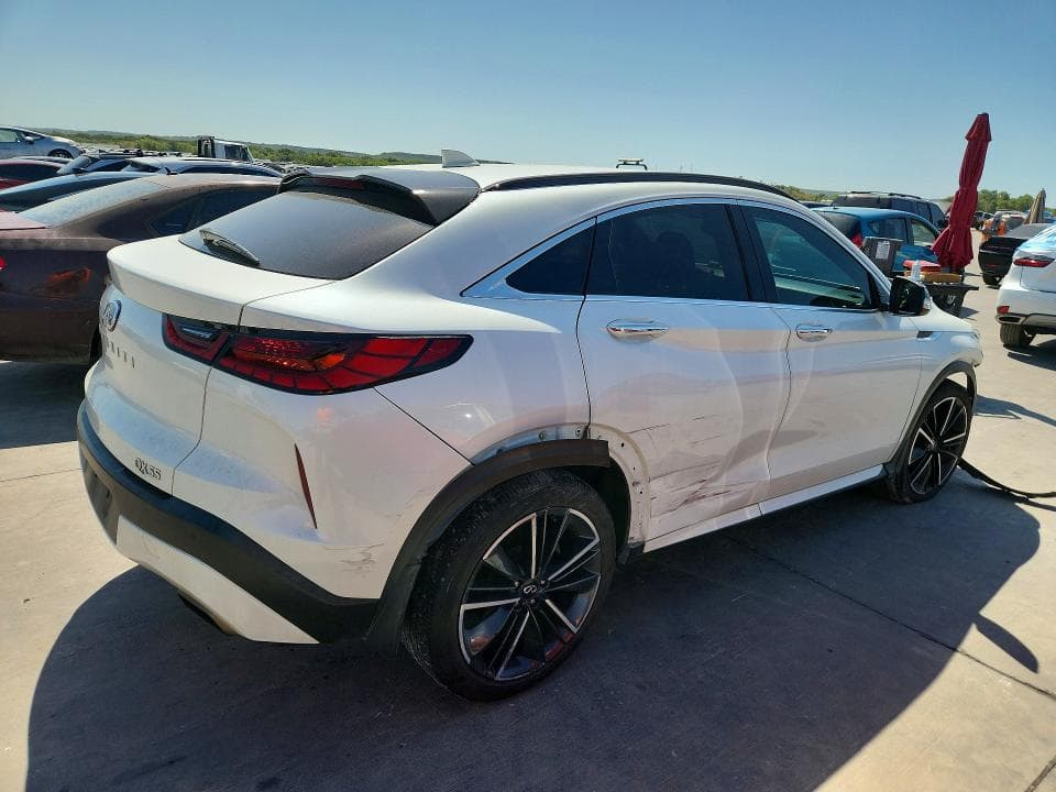 2022 INFINITI QX55 LUXE 3