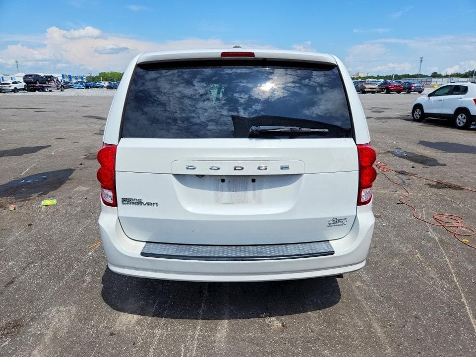 2018 DODGE GRAND CARAVAN SE 6