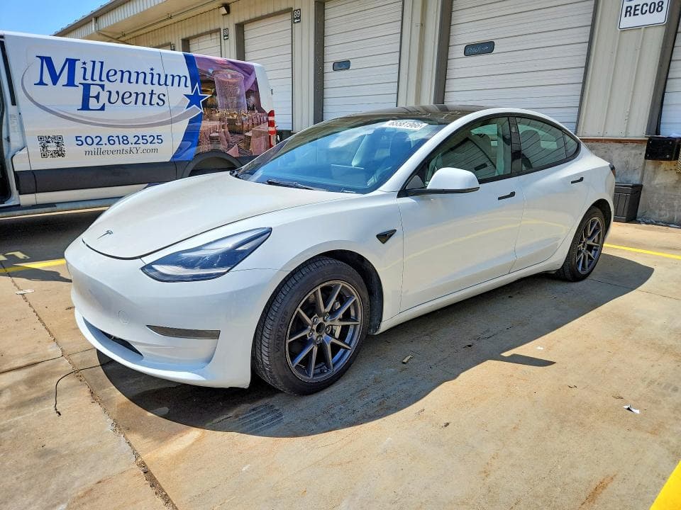 2023 TESLA MODEL 3 - 1