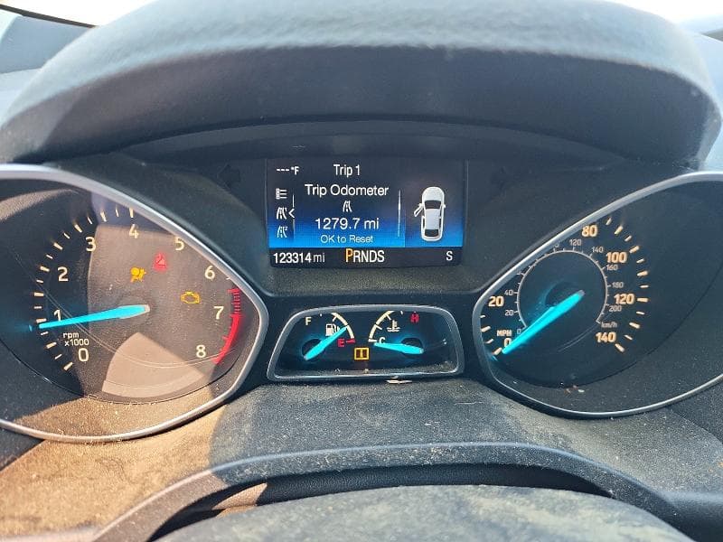 2017 FORD ESCAPE SE 9