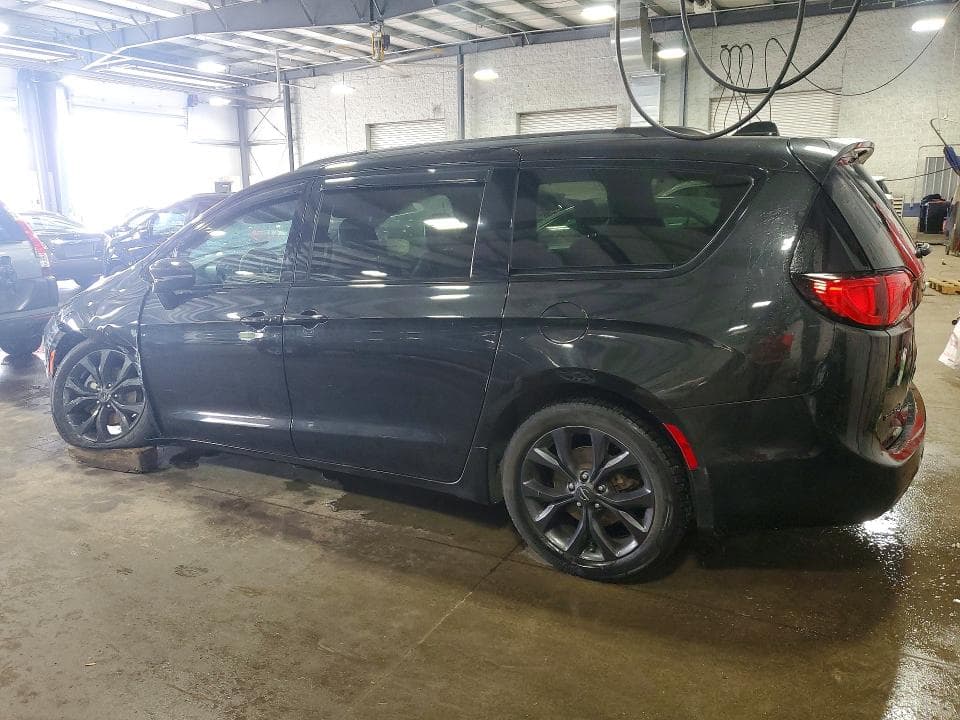 2019 CHRYSLER PACIFICA LIMITED 2