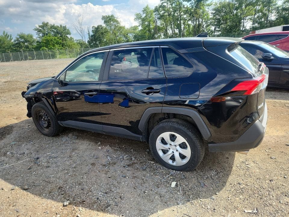 2025 TOYOTA RAV4 LE 2