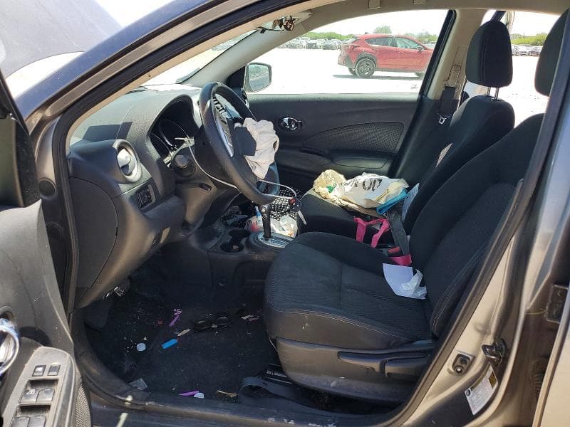 2019 NISSAN VERSA SV 7