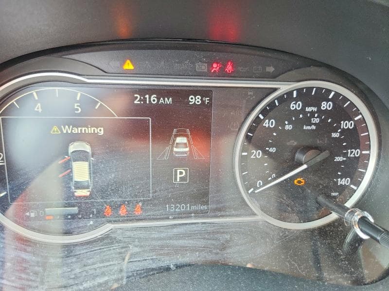 2025 NISSAN VERSA SR 9