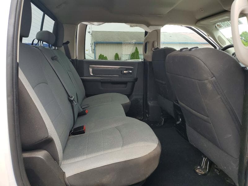 2023 RAM 1500 CLASSIC SLT 10