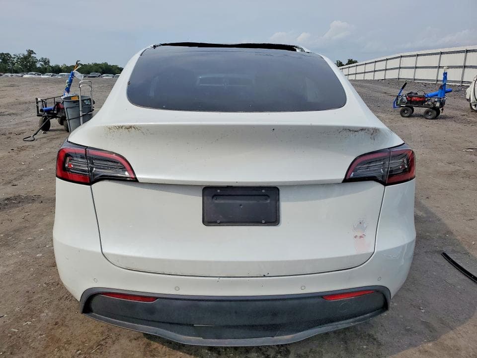 2022 TESLA MODEL Y 6