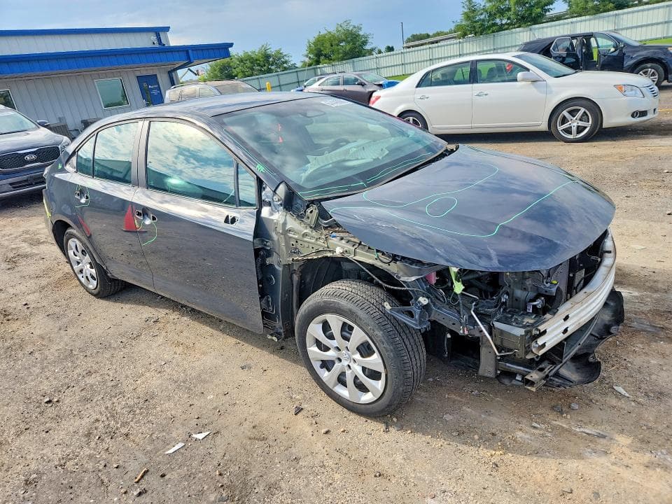 2023 TOYOTA COROLLA LE 4