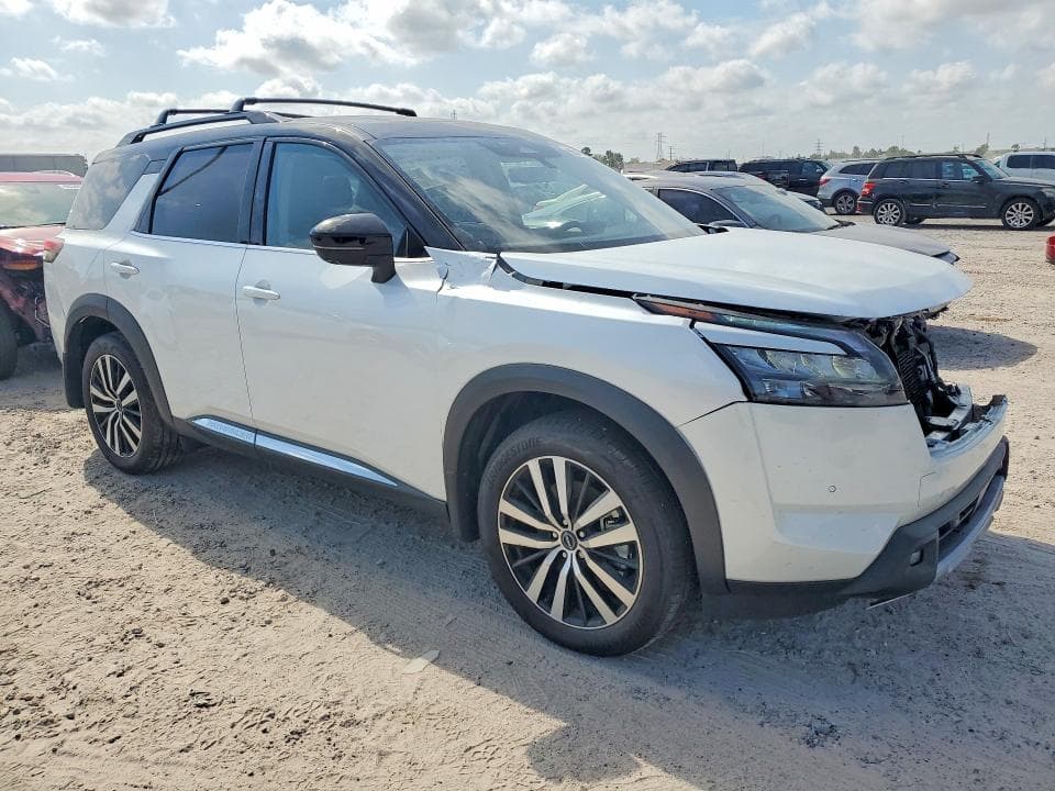 2025 NISSAN PATHFINDER PLATINUM 4