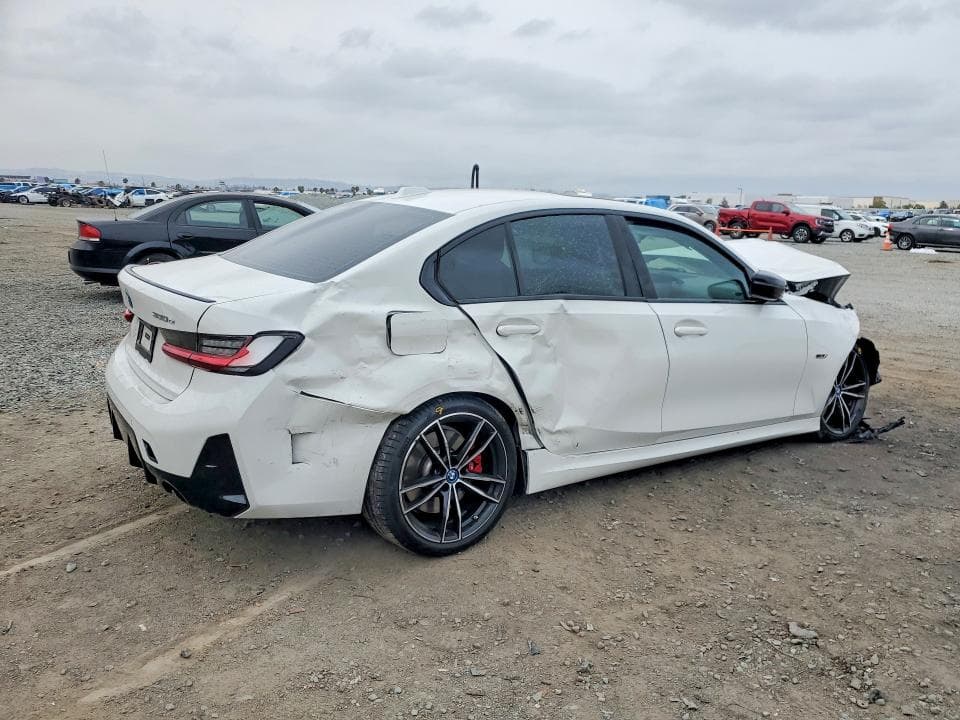 2023 BMW 330E 3