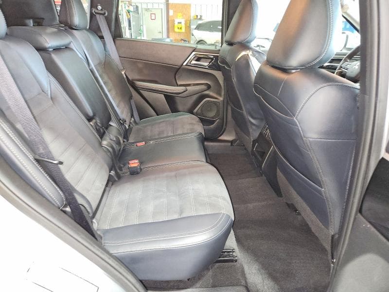 2024 MITSUBISHI OUTLANDER SE 10