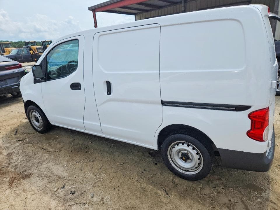 2018 CHEVROLET CITY EXPRESS LS 2