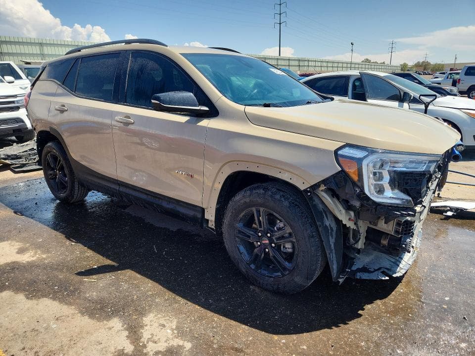 2022 GMC TERRAIN AT4 4