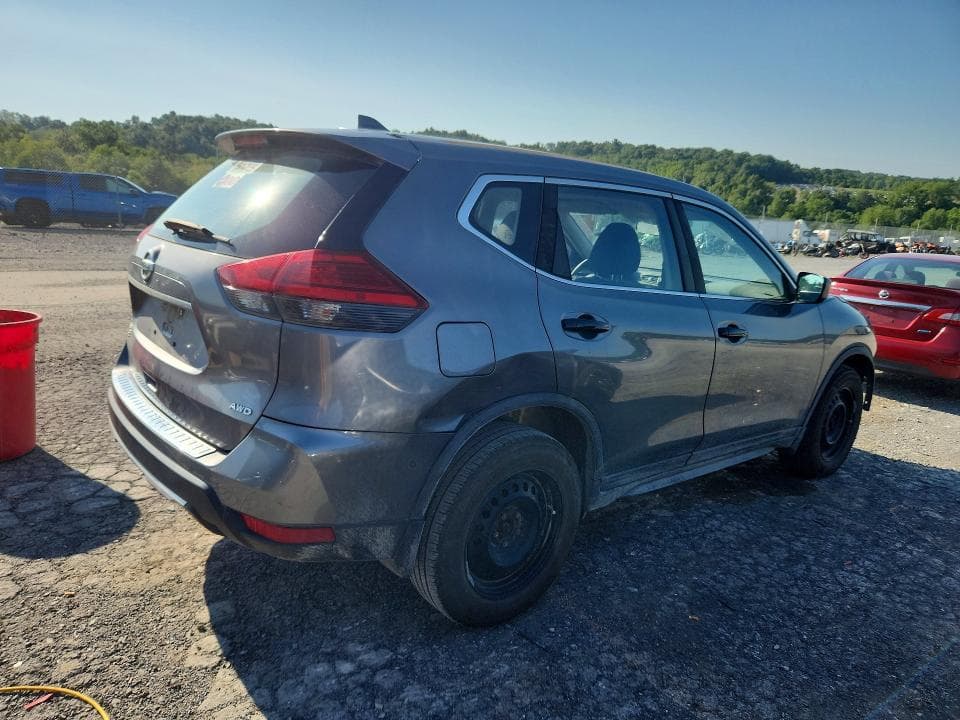 2017 NISSAN ROGUE S 3