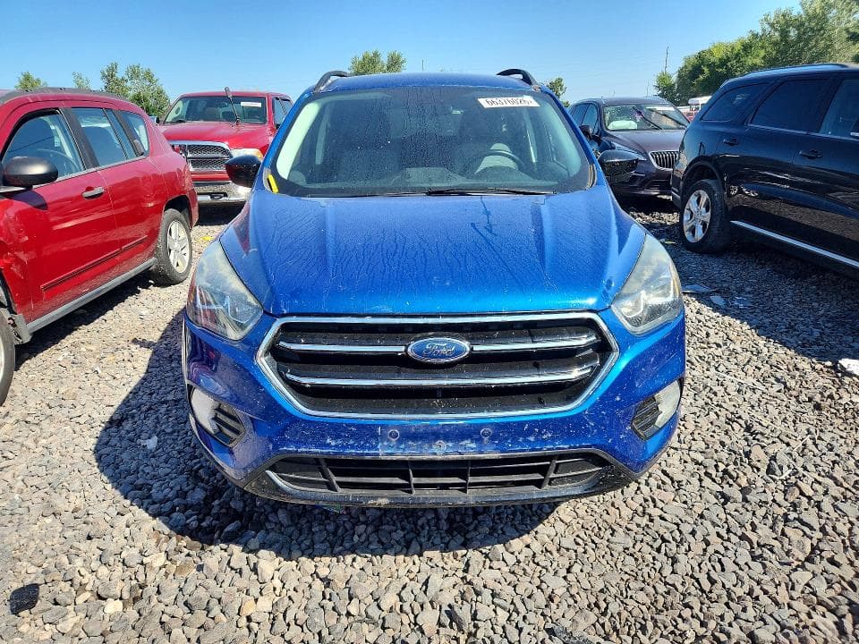 2017 FORD ESCAPE SE 5