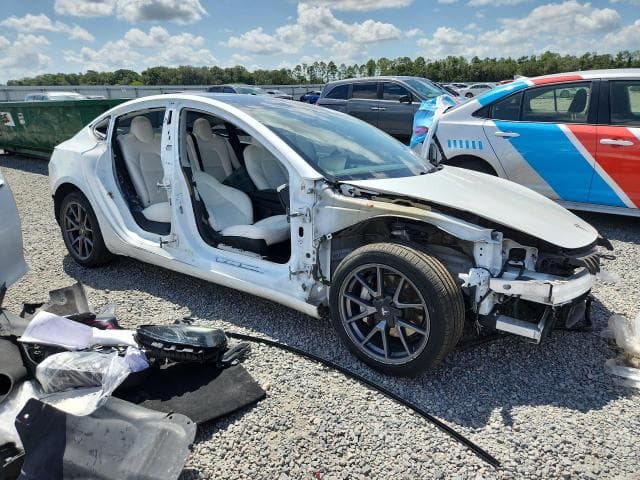 2022 TESLA MODEL 3 4