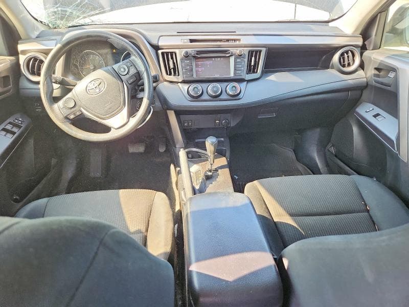 2018 TOYOTA RAV4 LE 8