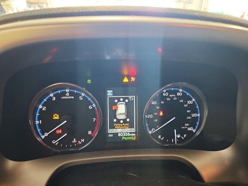 2017 TOYOTA RAV4 LIMITED 9