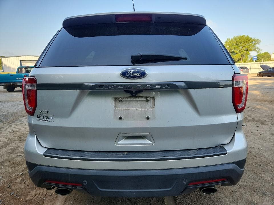 2019 FORD EXPLORER XLT 6