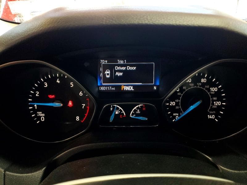 2017 FORD FOCUS SE 9