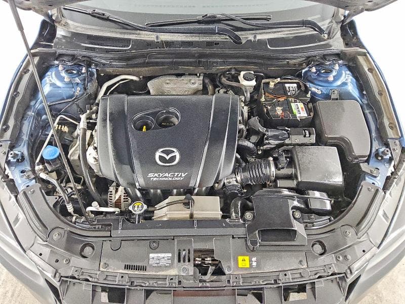 2018 MAZDA 3 TOURING 11