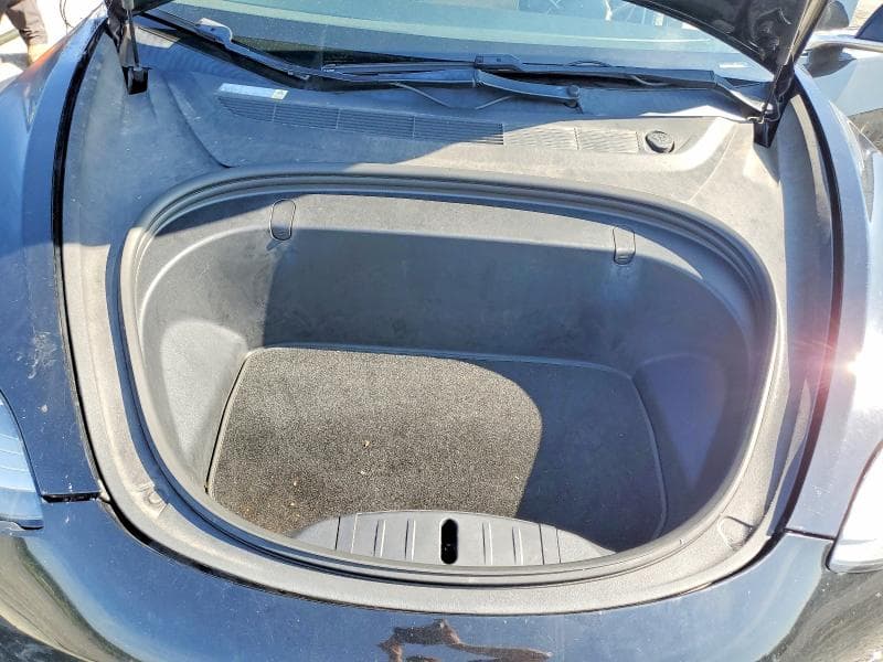 2018 TESLA MODEL 3 11