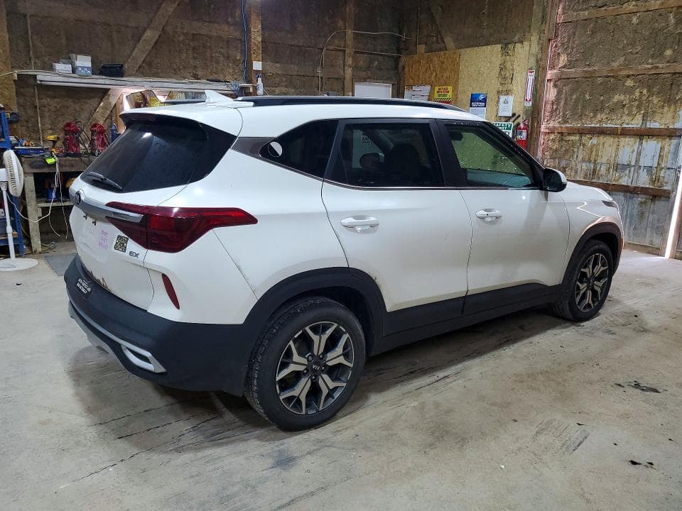 2021 KIA SELTOS EX 3