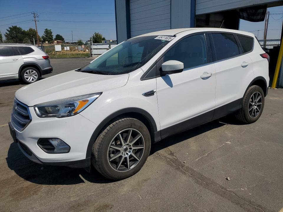 2017 FORD ESCAPE SE - 1