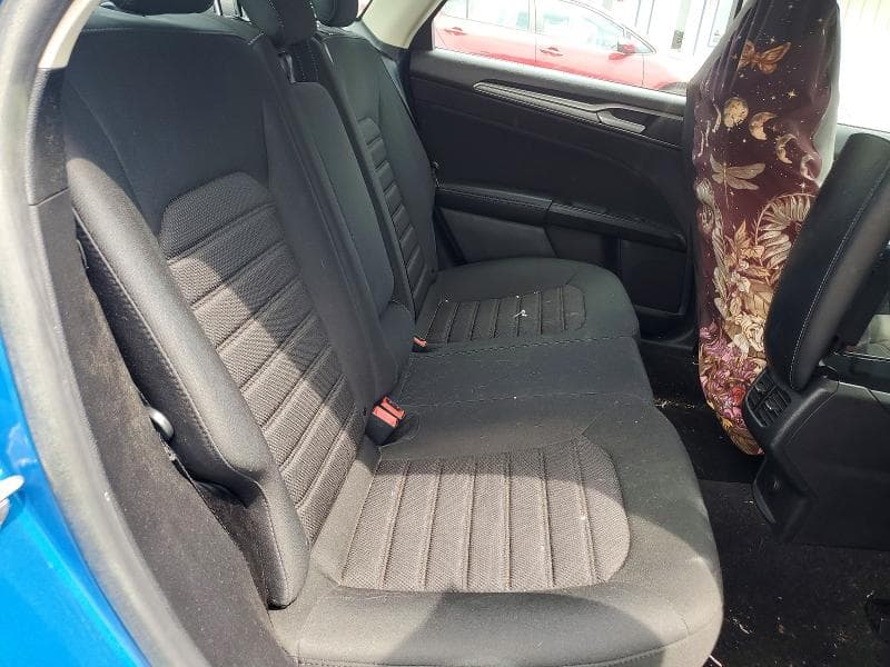 2019 FORD FUSION SE 10