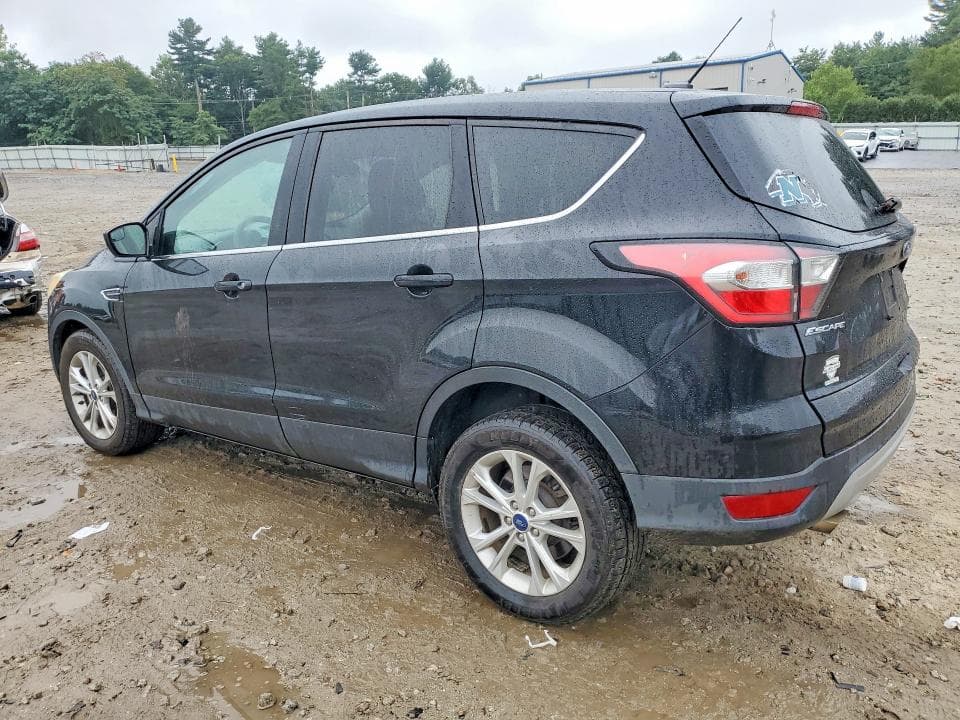 2017 FORD ESCAPE SE 2