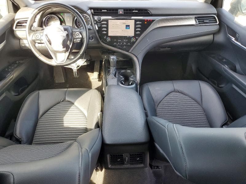 2019 TOYOTA CAMRY SE 8