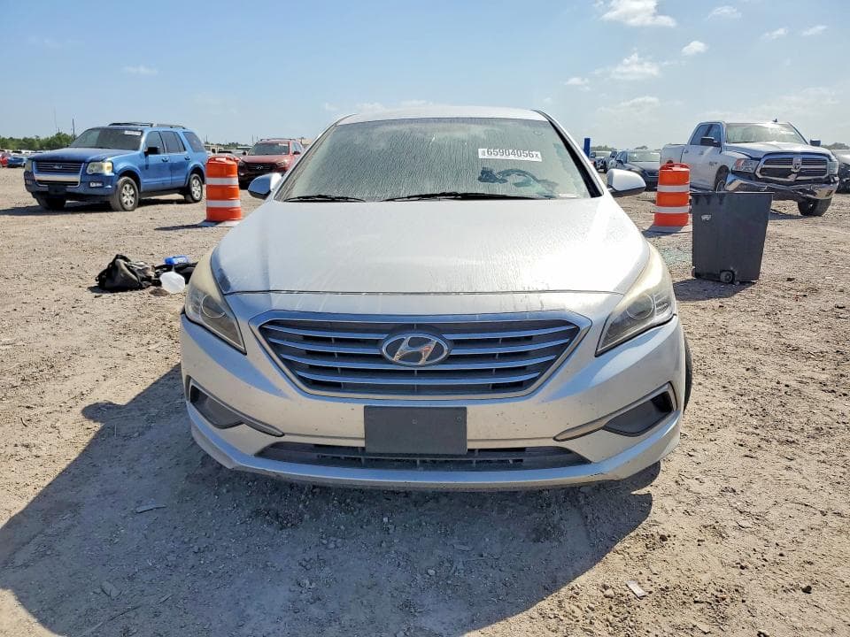 2017 HYUNDAI SONATA SE 5