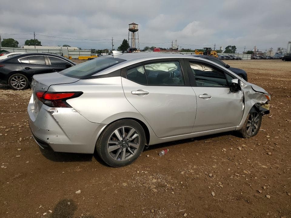 2020 NISSAN VERSA SV 3