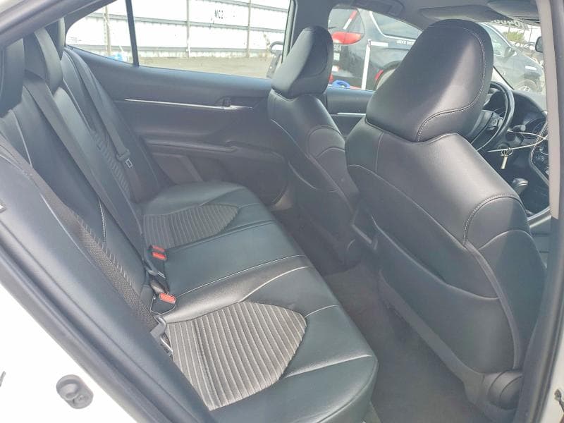 2022 TOYOTA CAMRY SE 10