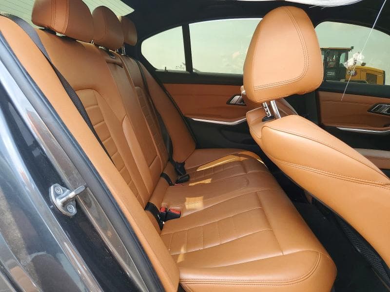 2019 BMW 330XI 10