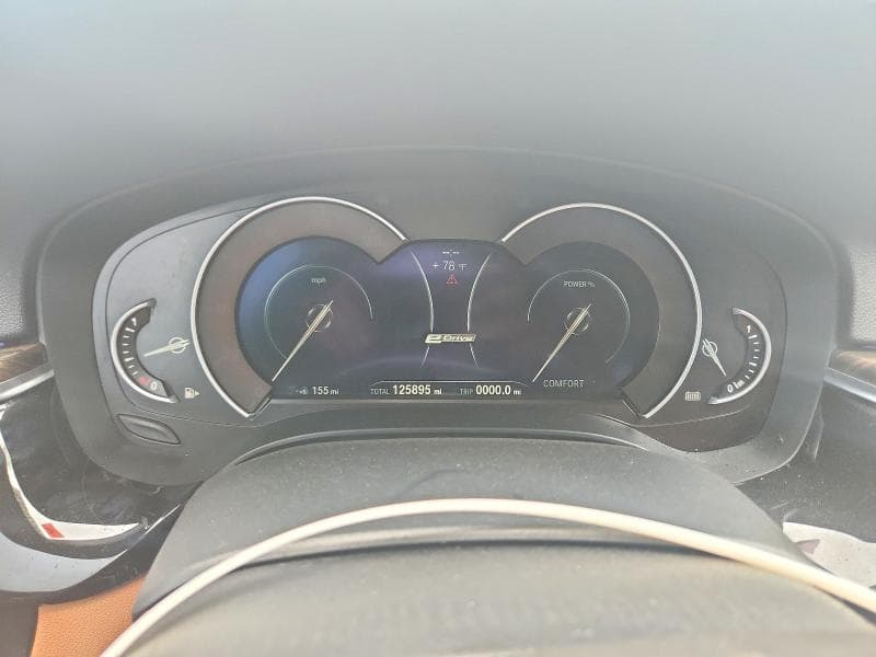 2019 BMW 530E 9