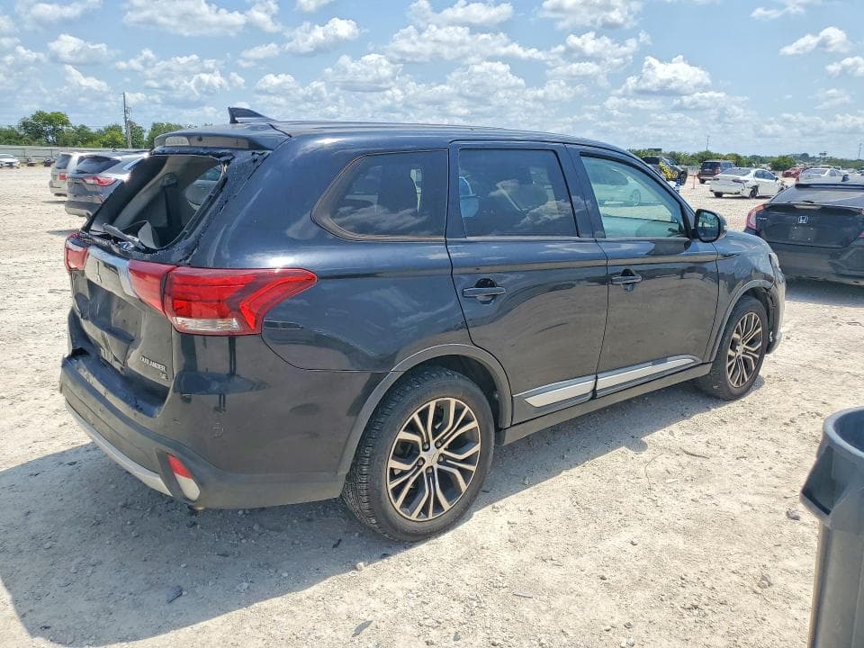 2017 MITSUBISHI OUTLANDER SE 3