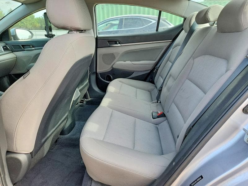 2017 HYUNDAI ELANTRA SE 10