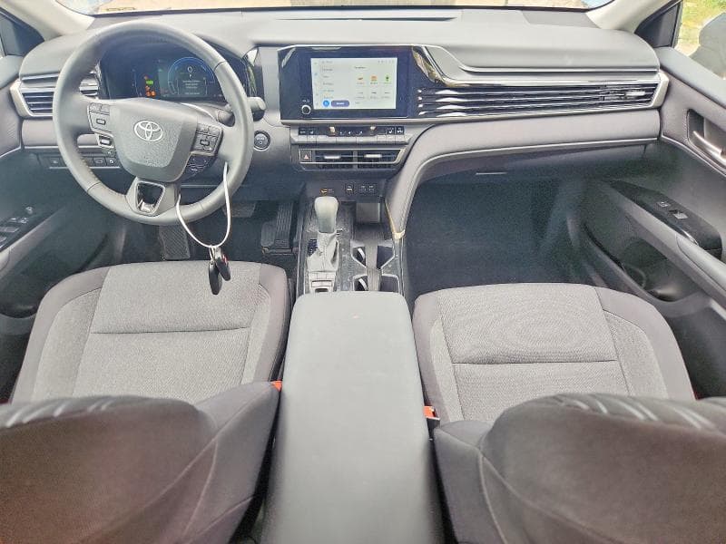 2025 TOYOTA CAMRY LE 8