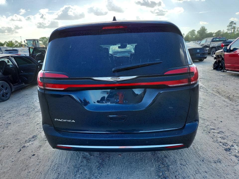 2025 CHRYSLER PACIFICA SELECT 6