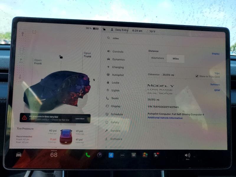 2026 TESLA MODEL Y 9