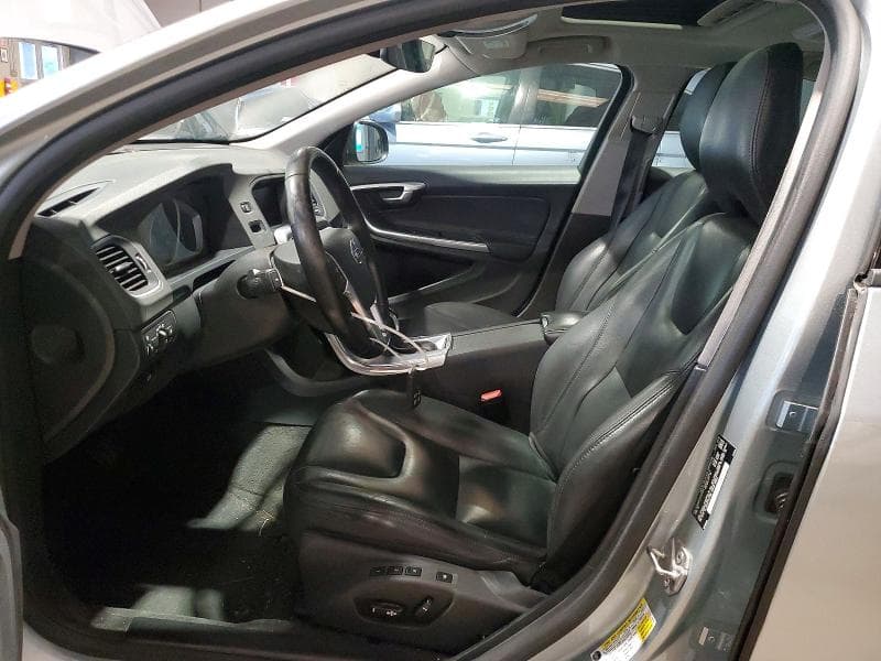 2017 VOLVO S60 DYNAMIC 7