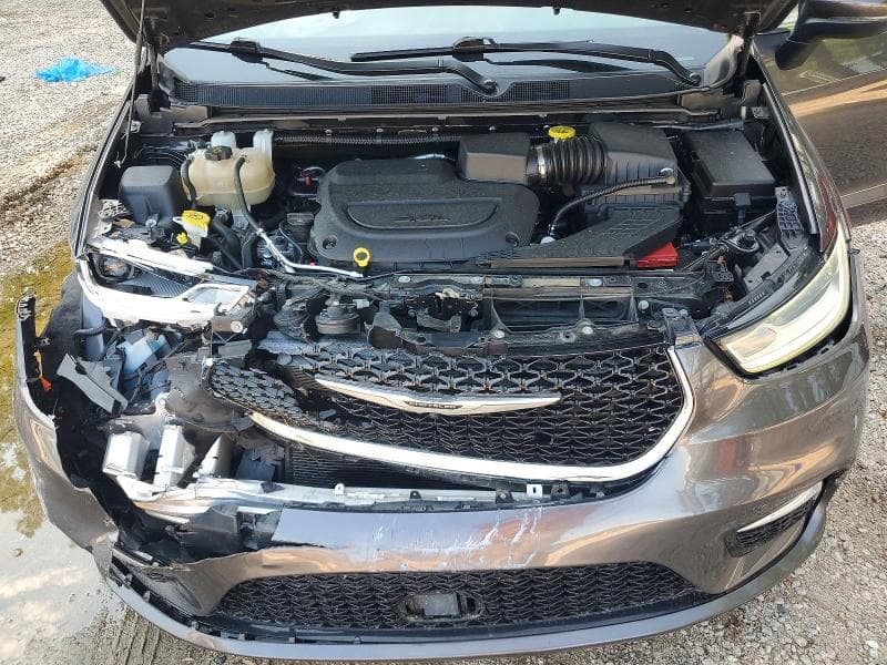 2023 CHRYSLER PACIFICA TOURING L 12