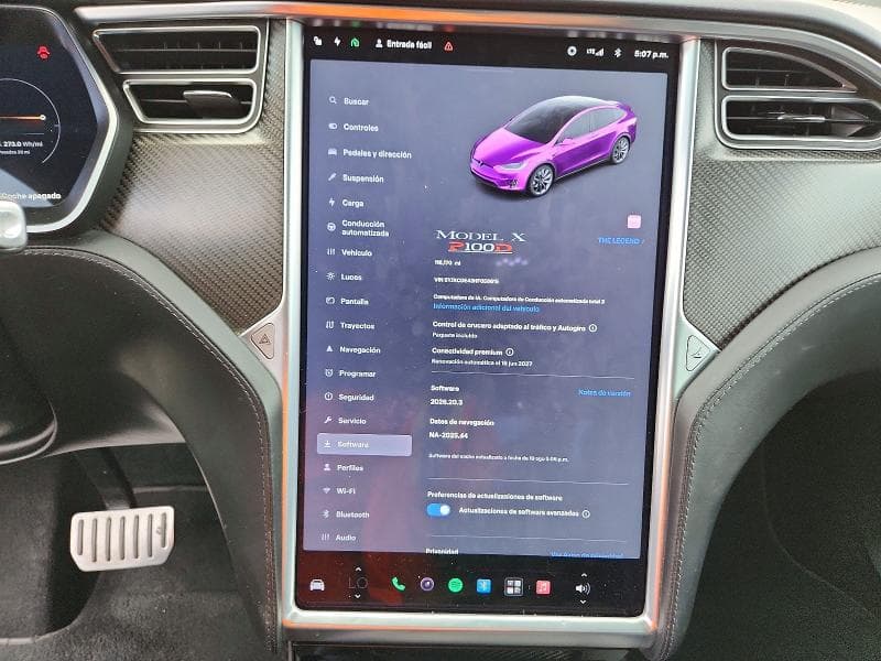 2017 TESLA MODEL X 9